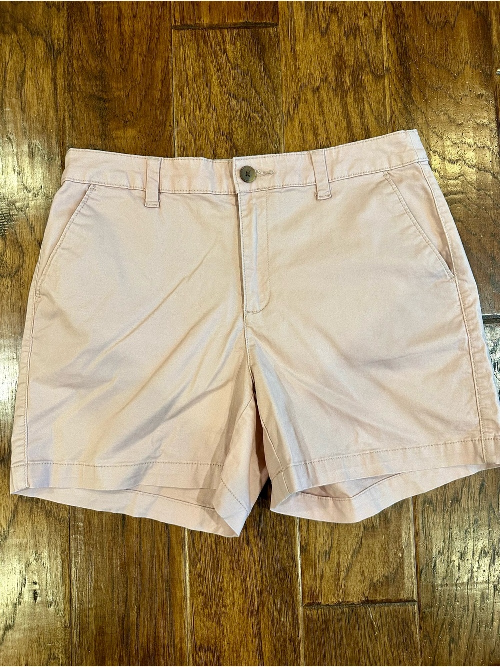 Women's Casual Chino Shorts in Light Pink